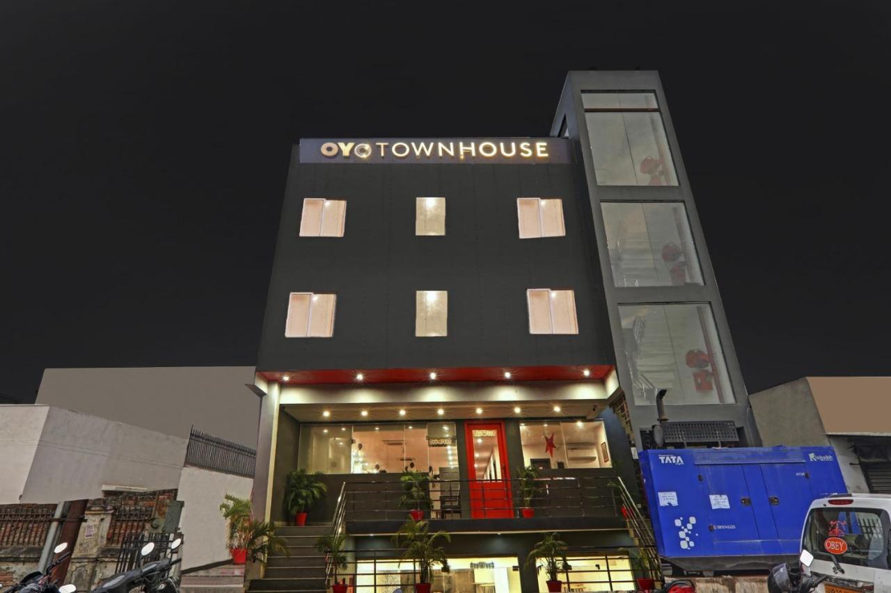 מלון Bijnaur Townhouse The Shubham מראה חיצוני תמונה